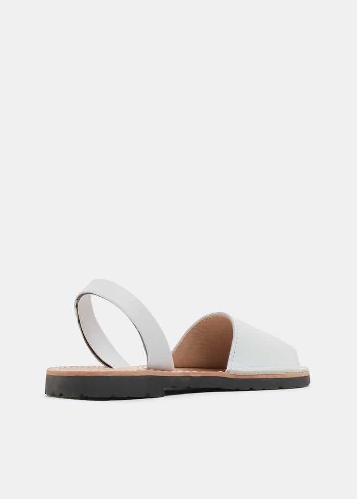 1097n-blanco_3.jpg?ts=20220504173252