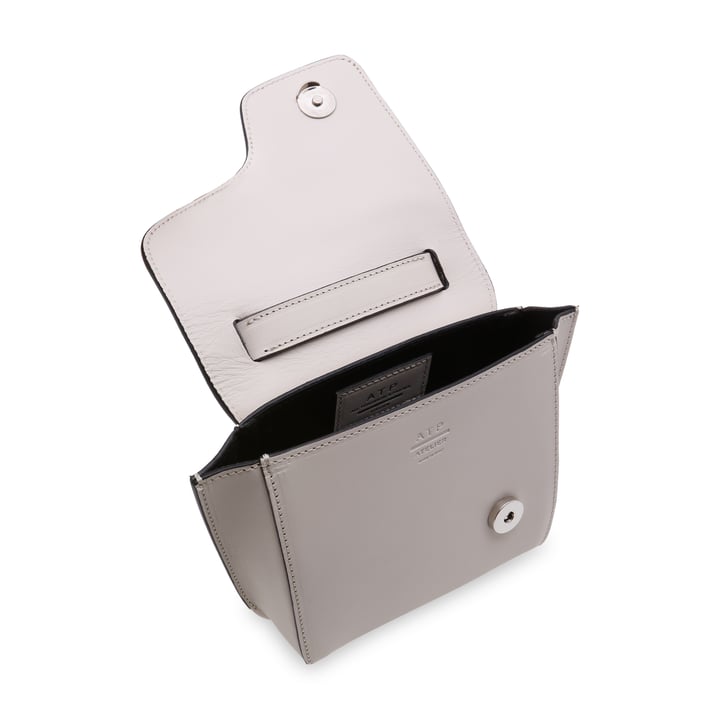 110515-103_3.jpg?ts=20220524040558