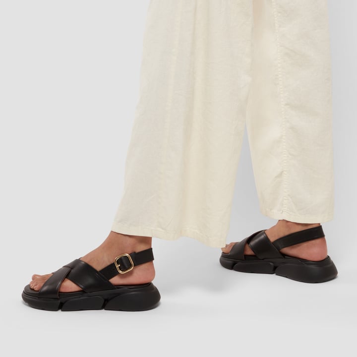 111116-900_5.jpg?ts=20220505182125