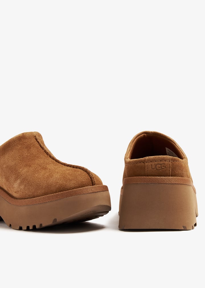 UGG ブラウン モカシン スエード　24cm メンズ - ブラウン | UGG 日本
