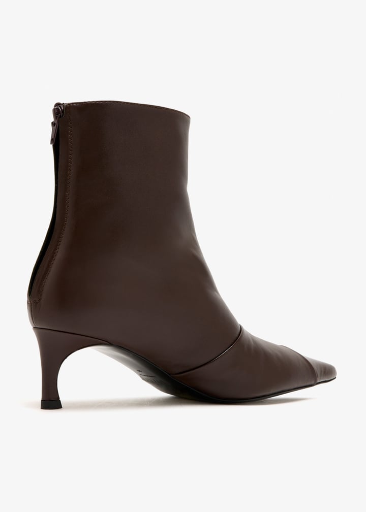 115993573-573_6.jpg?ts=20251115040142