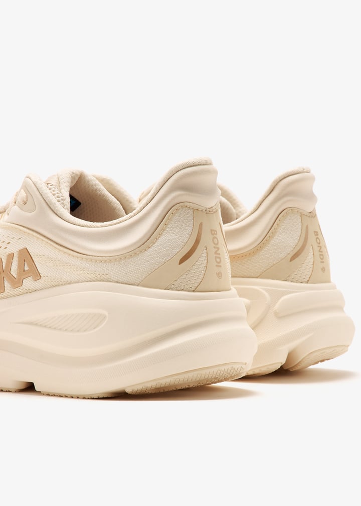 kokoページ Hoka Bondi 9 sneakers for Women - Beige in Qatar | Level Shoes