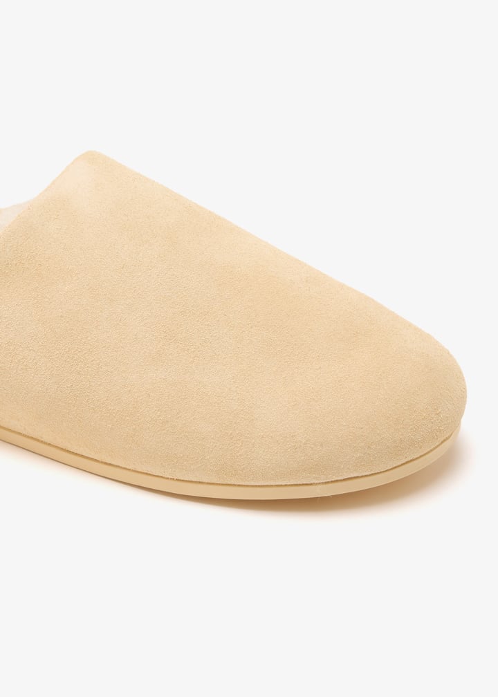 1171390-pbt_5.jpg?ts=20250820030523