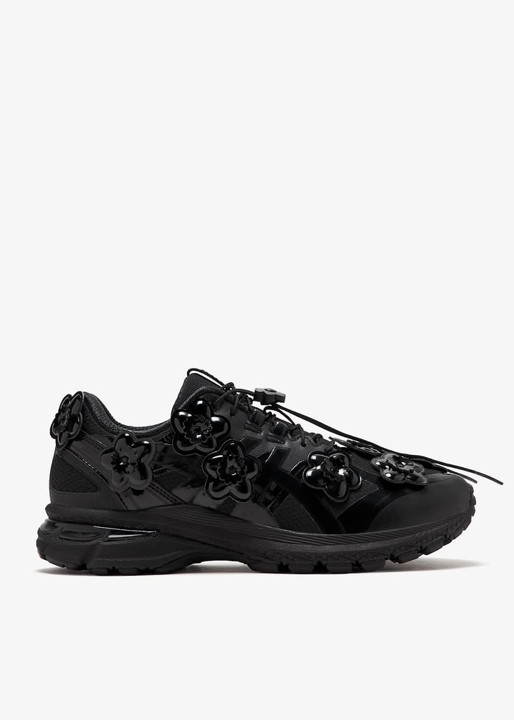人気商品【CECILIE BAHNSEN】アリーナスニーカーブラック ASICS x Cecilie Bahnsen GEL-Terrain sneakers for Women