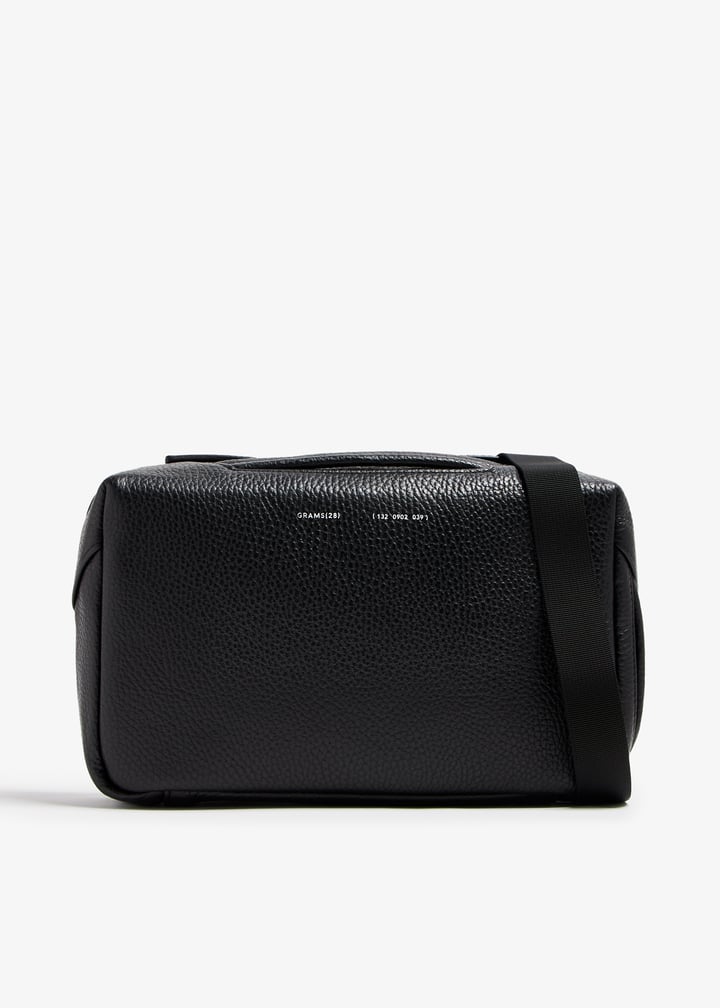 バッグ Grams28 / 132 Essential Case Pro Black 132 Essential Case Pro - GRAMS28