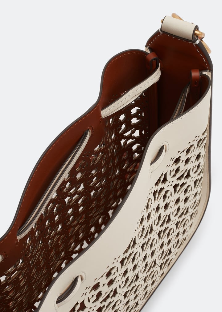 139102-104_6.jpg?ts=20220609030508