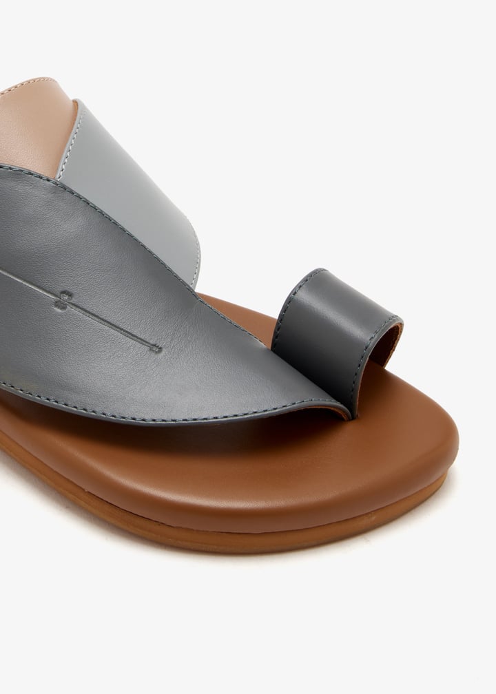 1447-m-yaseer-gray_5.jpg?ts=20260124142729