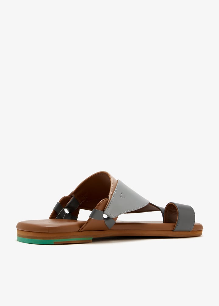 1447-m-yaseer-gray_6.jpg?ts=20260124144224