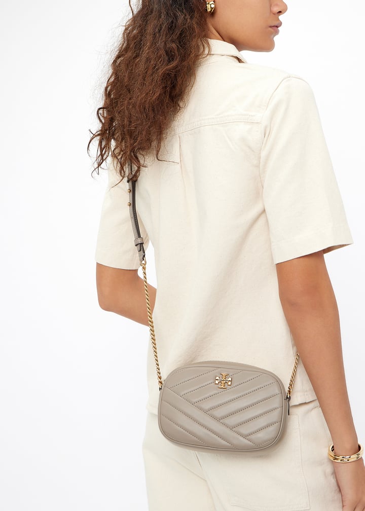 関税,送料無料 TORY BURCH Kira モノグラムVELCROサンダル 楽天市場】【8/10限定・最大2万円OFFクーポン配布中】TORY BURCH