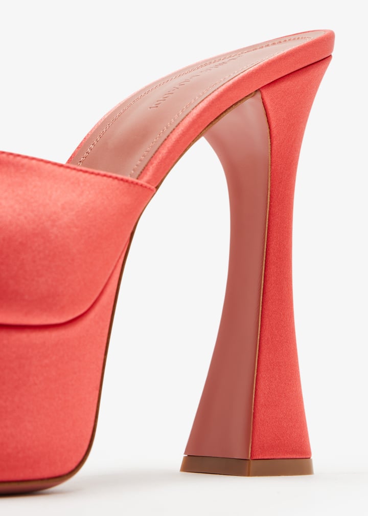 15s365674dal-blusat_5.jpg?ts=20250819115058