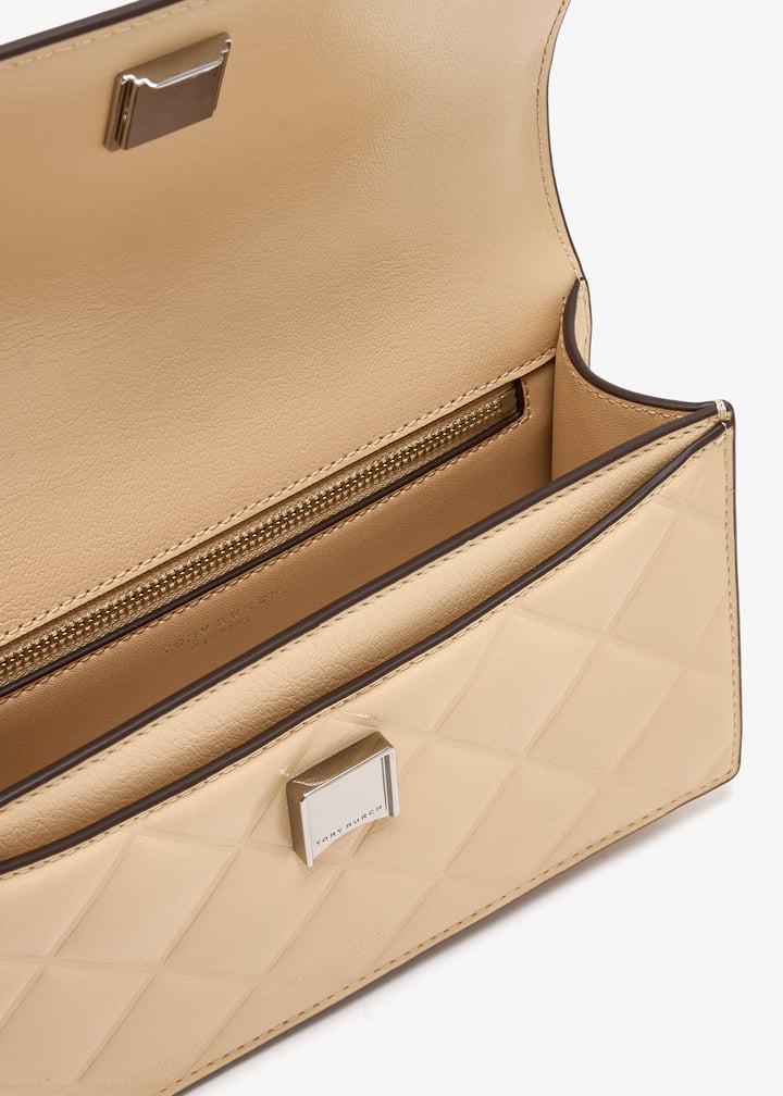 164800-701_7.jpg?ts=20250627031602