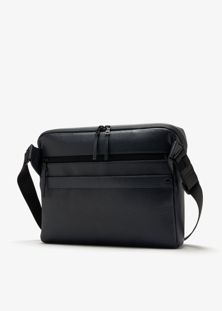 GRAMS28 171 laptop sling bag for Men - Navy in Qatar | Level