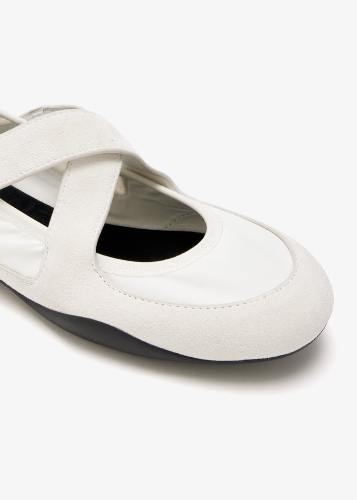 178301-108_5.jpg?ts=20260205040650