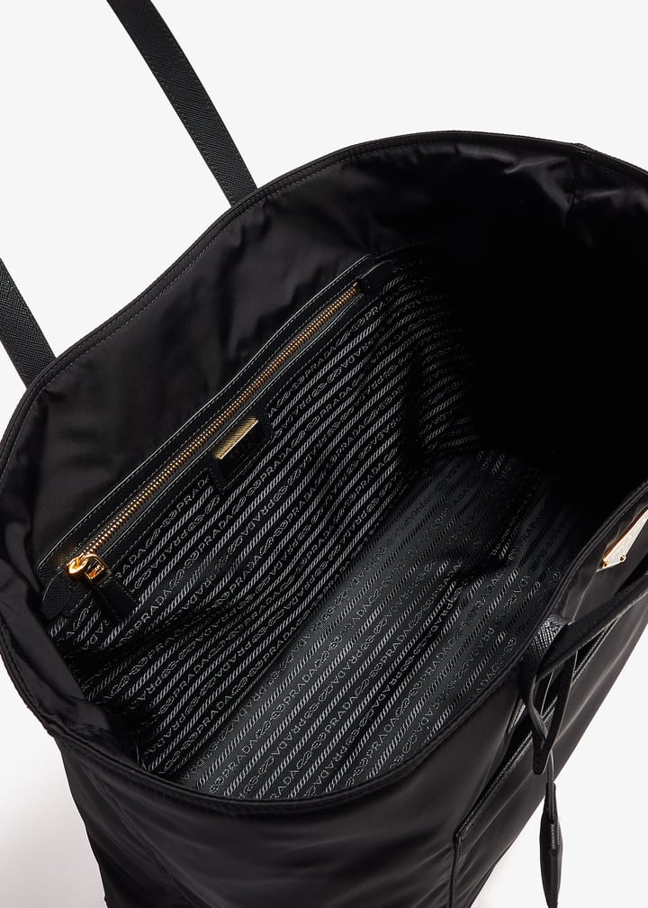 ◆PRADA 最新作◆パッド入りリ ナイロン トートバッグ/Black◆ Prada Re-Edition 1978 Large Re-Nylon and Saffiano Leather