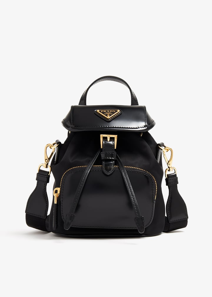 本物保証/PRADA ミニブラックRe-Nylon バックパック ロゴ大人気 関税送料込み- PRADA Re-Nylon ミニバッグパック (PRADA/バック