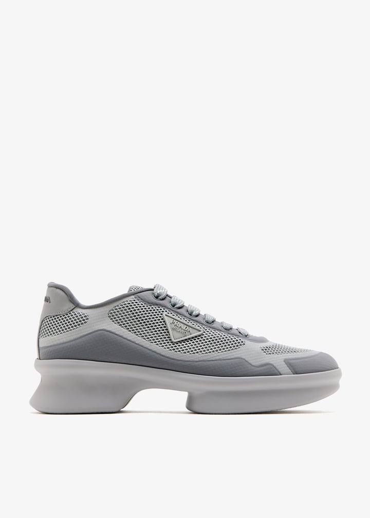 【PRADA】Re-ナイロンとメッシュのスニーカー Prada Re-Nylon and mesh fabric sneakers for Women - Grey in
