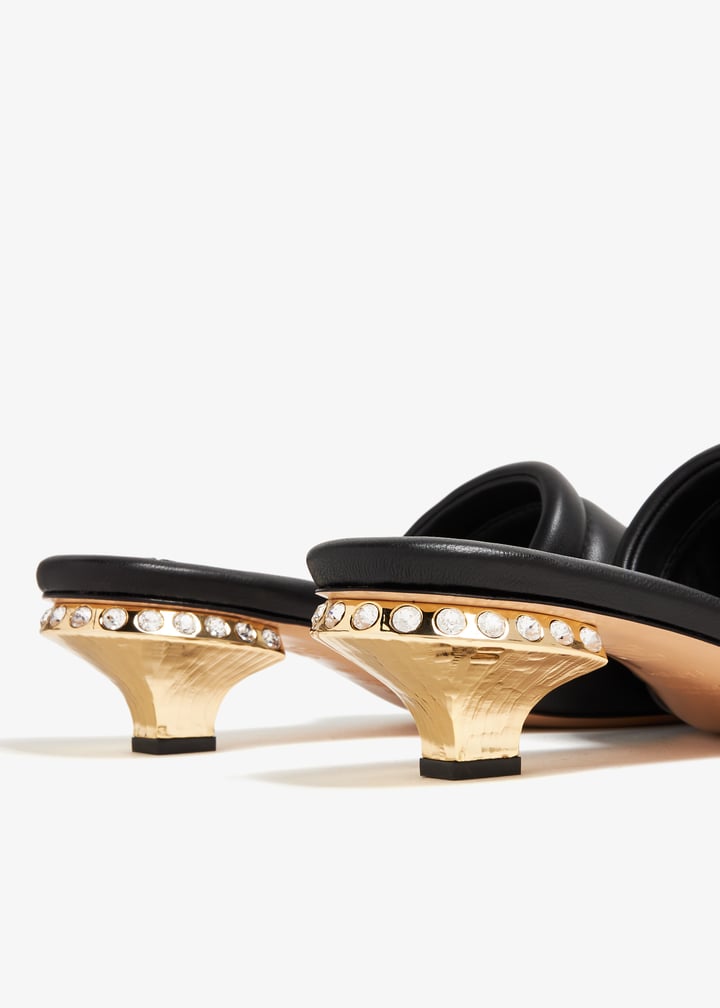 1m387x0301c24399000-nero_5.jpg?ts=20240314030514