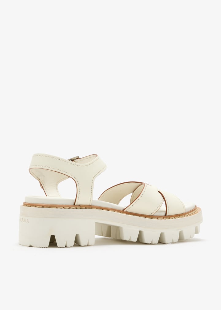 1x498o055070f0k74f_6.jpg?ts=20260424193031