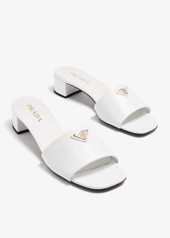 Prada Saffiano patent leather sandals  ★関税込 NEW Prada Saffiano Patent Leather Logo Flat Slide Sandals