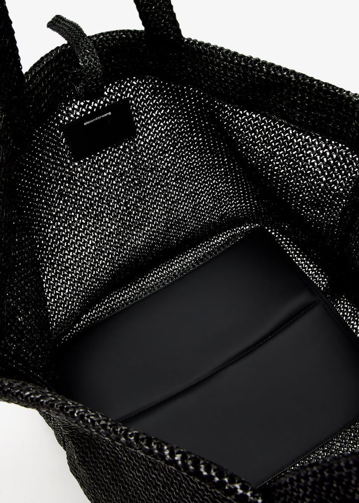 【SALE】【ALEXANDER WANG】「パンチXL」トートバッグ Punch XL Tote Bag in Raffia in BLACK | alexanderwang®