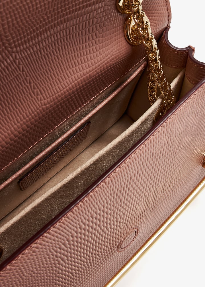 20232171550650-bluros_6.jpg?ts=20240116040510