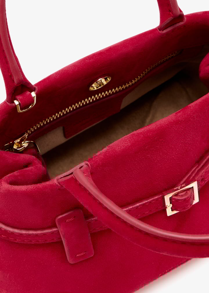 2024373-red_7.jpg?ts=20260131190640