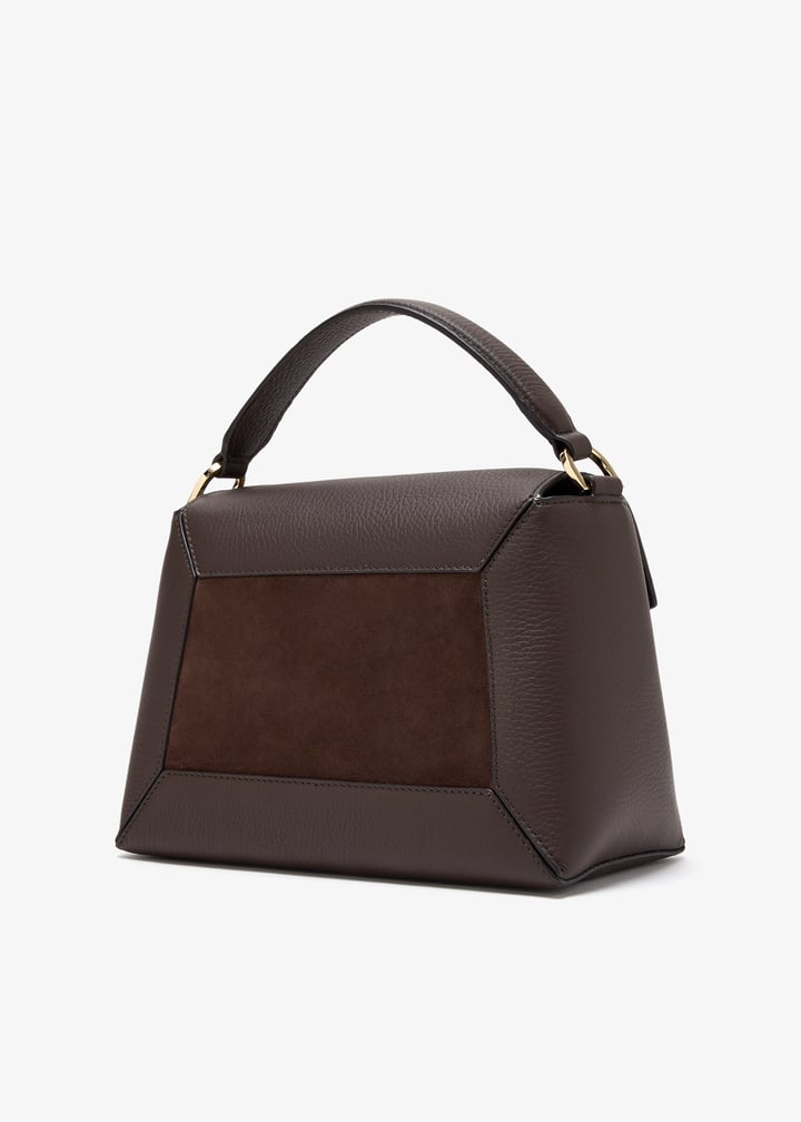 20252125680142-drkchc_6.jpg?ts=20250620035523