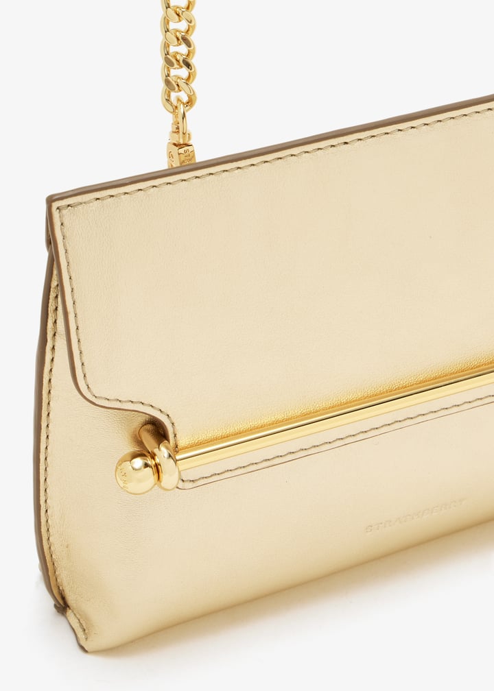 20261014032610-gold_5.jpg?ts=20251218021536