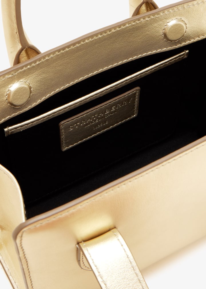 20261014175610-gold_7.jpg?ts=20251218021537