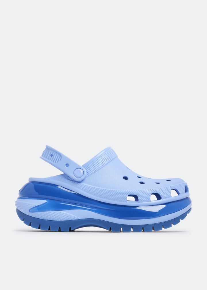 Crocs Classic Mega Crush clogs for Women - Blue in USA