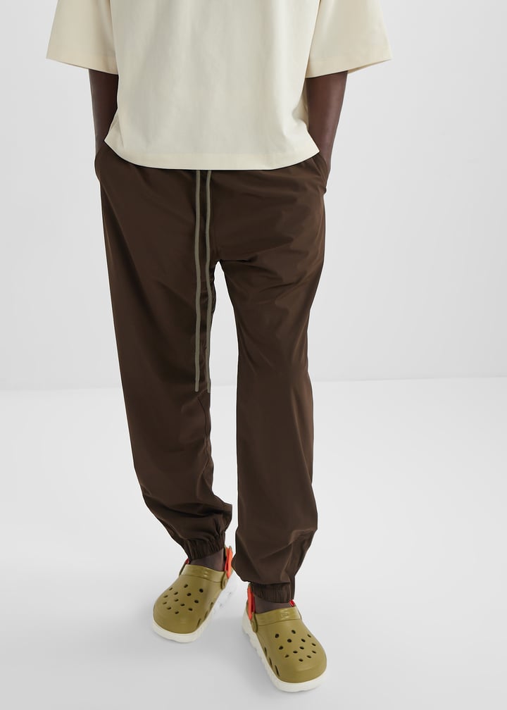 208776-3ua_2.jpg?ts=20241212033015