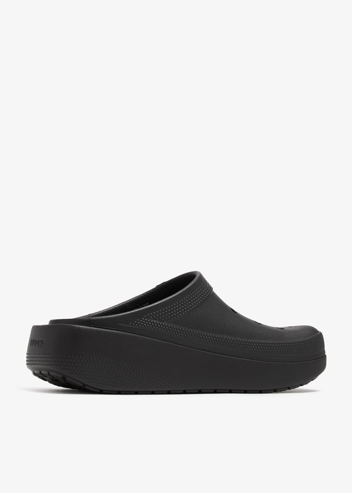 Crocs Classic Blunt Toe clogs for ADULT-UNISEX, Men, Women