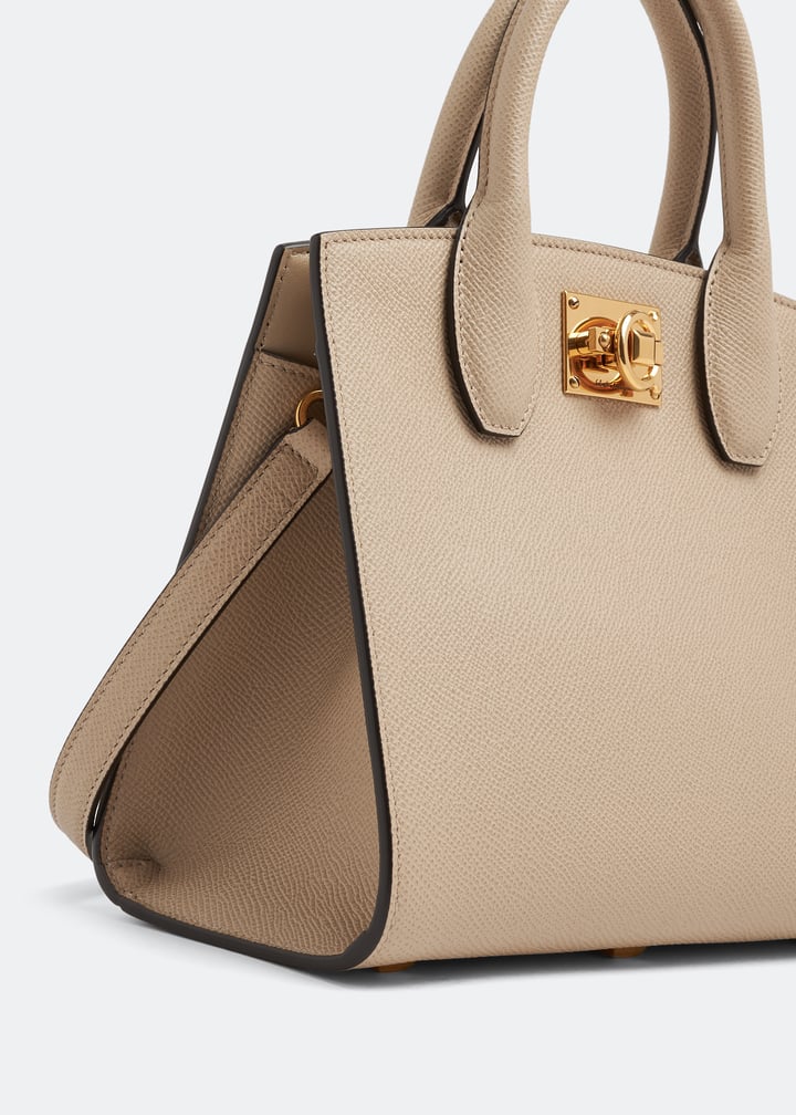 FERRAGAMO 219794777229001 関税送料込 Ferragamo Studio small box bag for Women - Beige in UAE