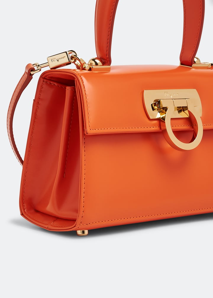 関税込 FERRAGAMO TOP HANDLE BAGS Iconic Top Handle (M) - Women | Ferragamo