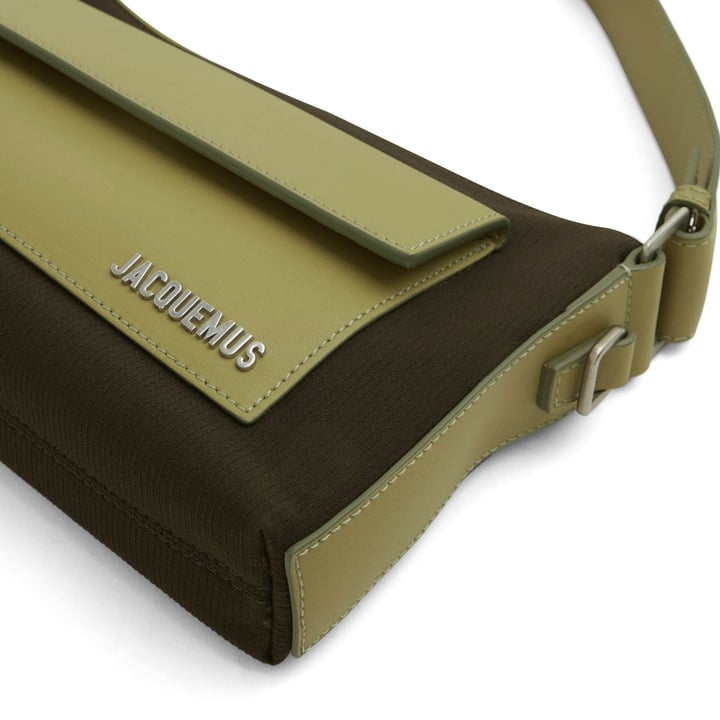 213ba20213136570-drkkhk_4.jpg?ts=20220505182429