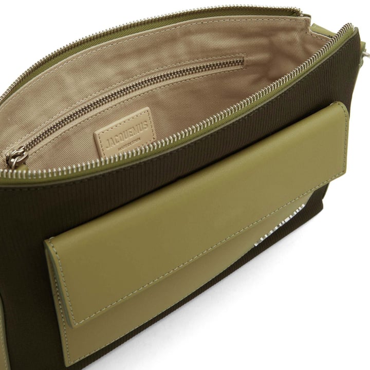 213ba20213136570-drkkhk_6.jpg?ts=20220505182429