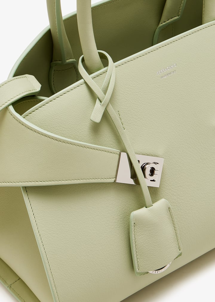 215608-773871_5.jpg?ts=20251010030535