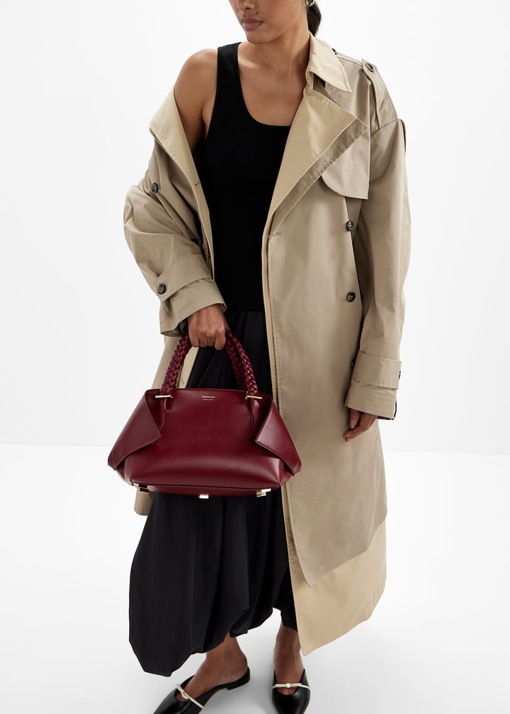 ハンドバッグ SALVATORE FERRAGAMO SCARF MEDIUM HANDBAG IN SMOOTH LEATHER Ferragamo Scarf medium tote bag for Women - Burgundy in UAE