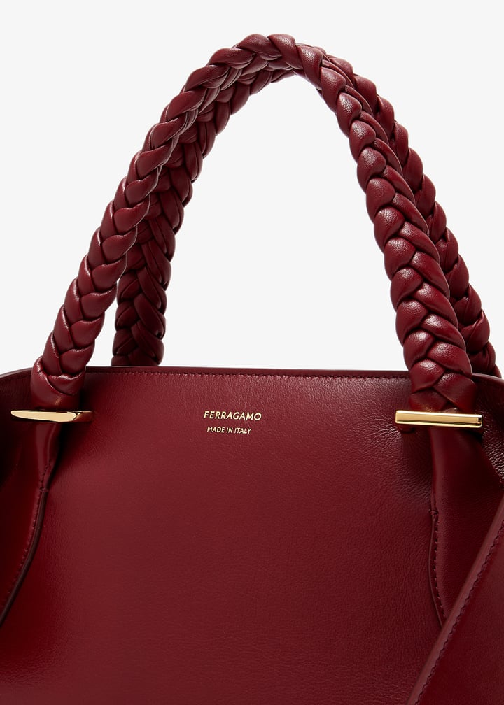 ハンドバッグ SALVATORE FERRAGAMO SCARF MEDIUM HANDBAG IN SMOOTH LEATHER Ferragamo Scarf medium tote bag for Women - Burgundy in UAE