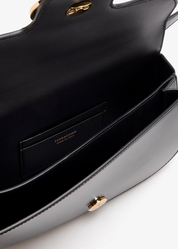 21a073-789550_7.jpg?ts=20251216120112