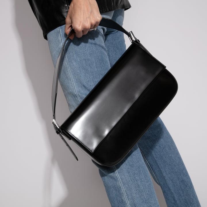 21crmnsblwmed-black_4.jpg?ts=20220505182437