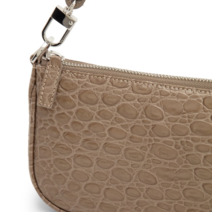 21pfrclsmudccemed-mud_3.jpg?ts=20220505182500