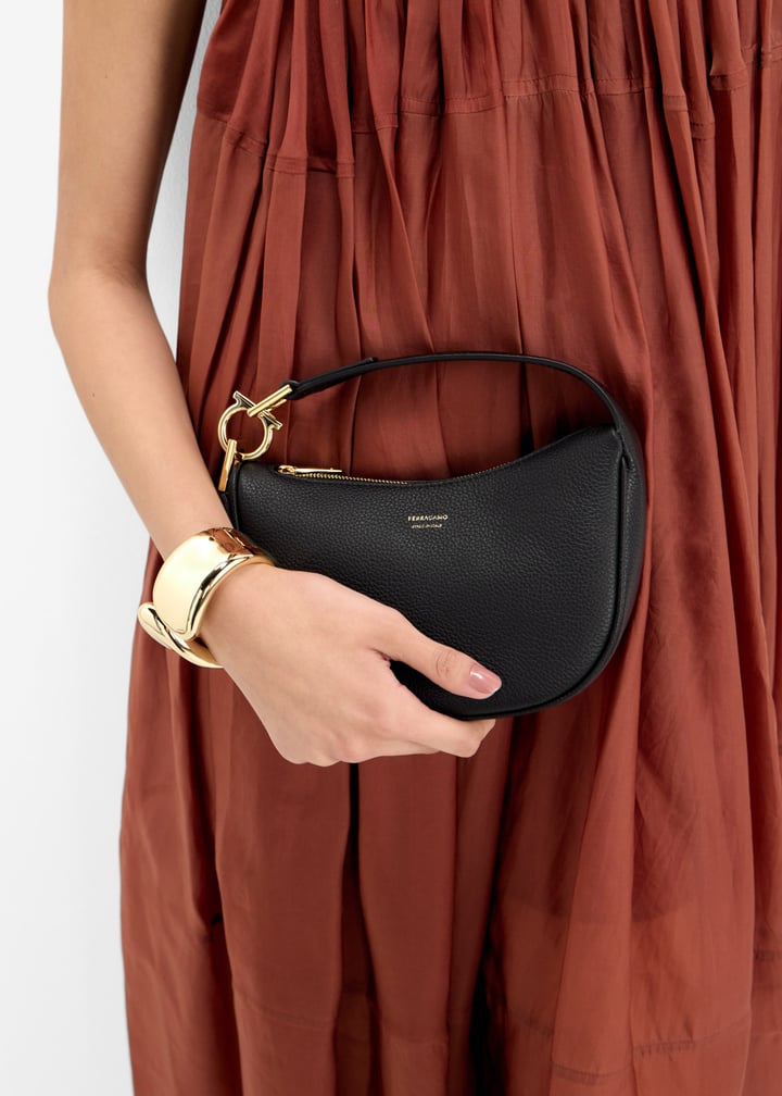 ★関税込み★ FERRAGAMO North South Hobo Bag Ferragamo North-south Hobo Bag (m) | ModeSens