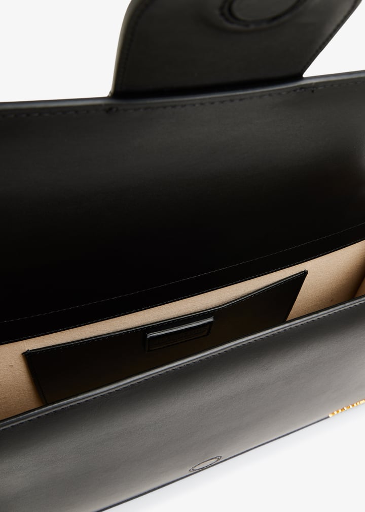 221ba014-3060-990_6.jpg?ts=20231201034019