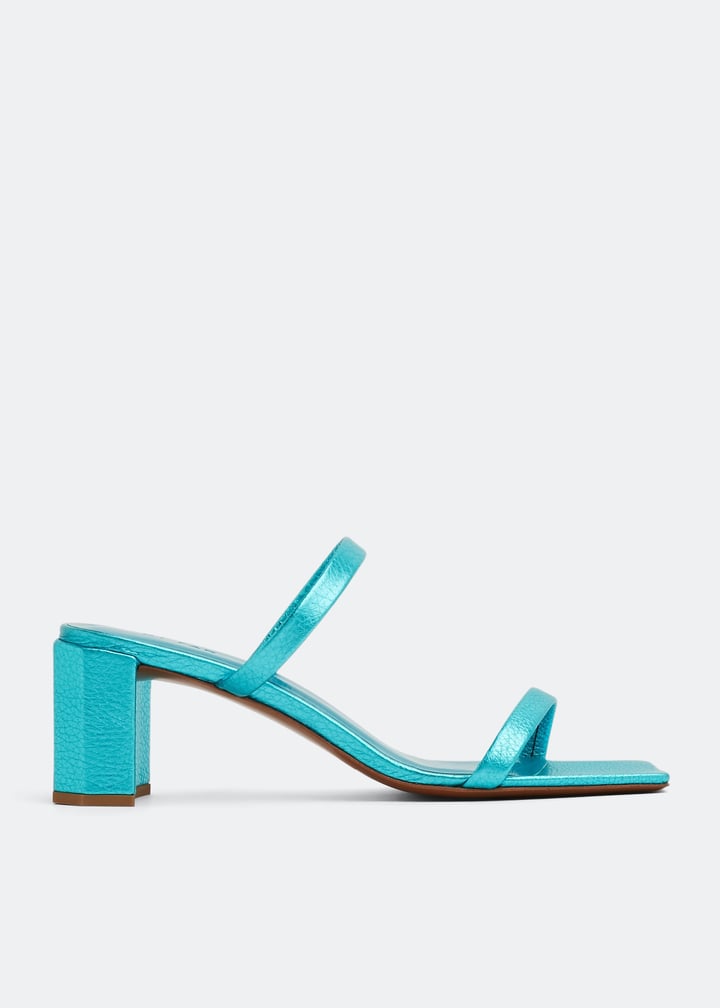 22fwtnyaqameg-aqa_1.jpg?ts=20220914030510