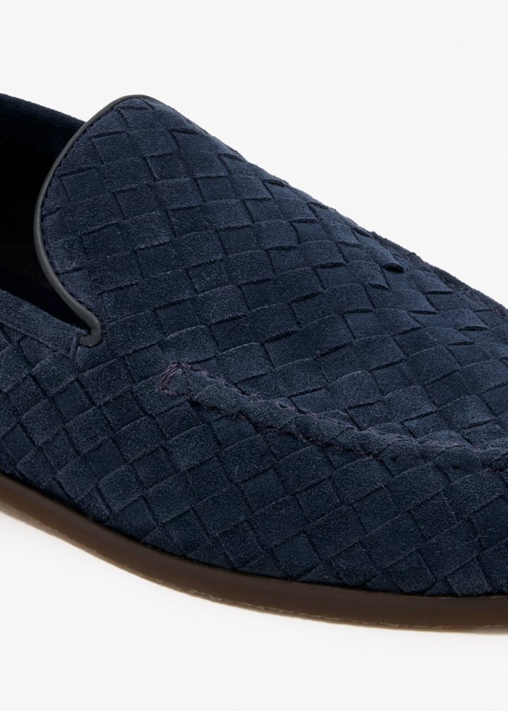 231u021-18-night_5.jpg?ts=20260119021555