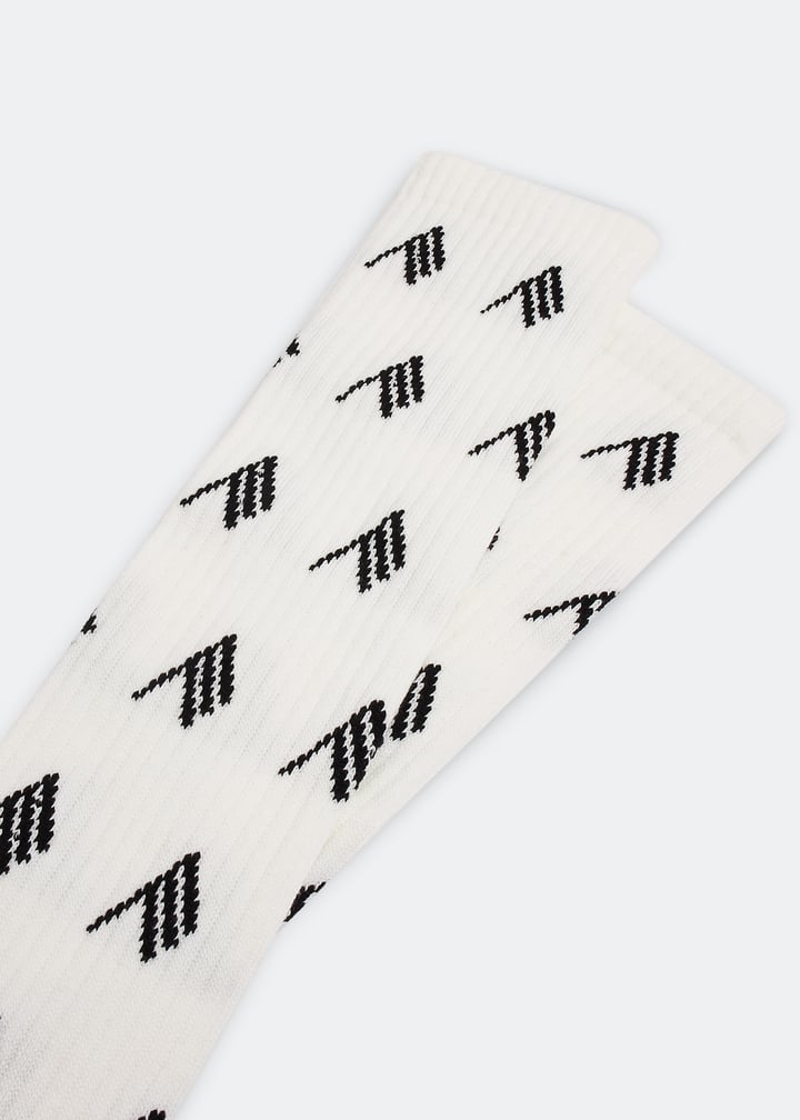 231wak01c030020-whtblk_2.jpg?ts=20230128030507