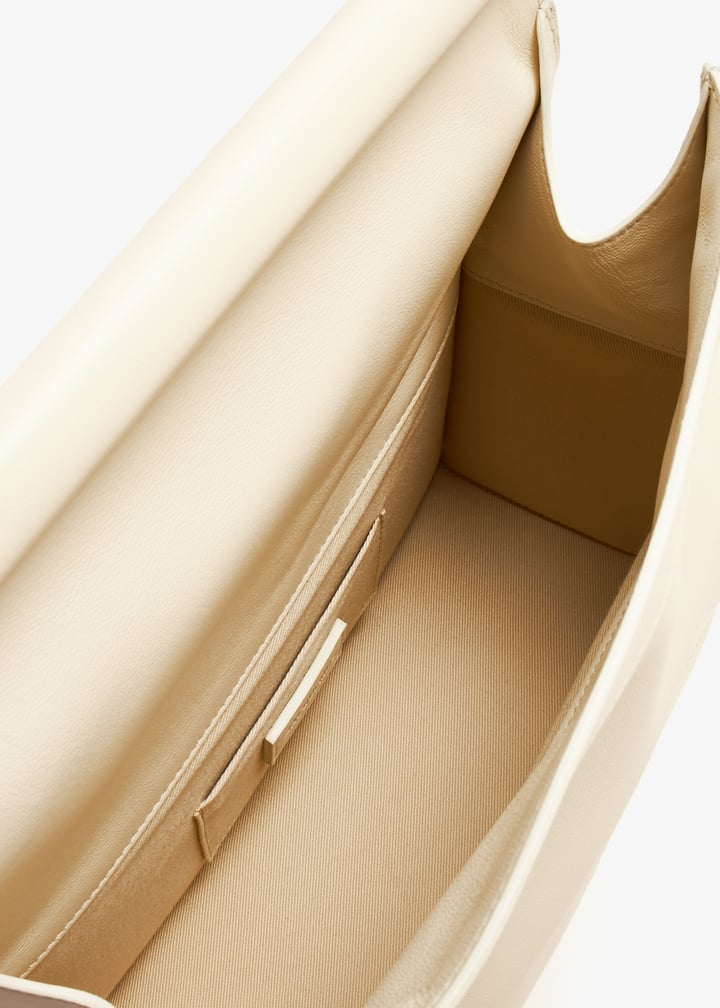 233ba356-3171-115_7.jpg?ts=20240820032531