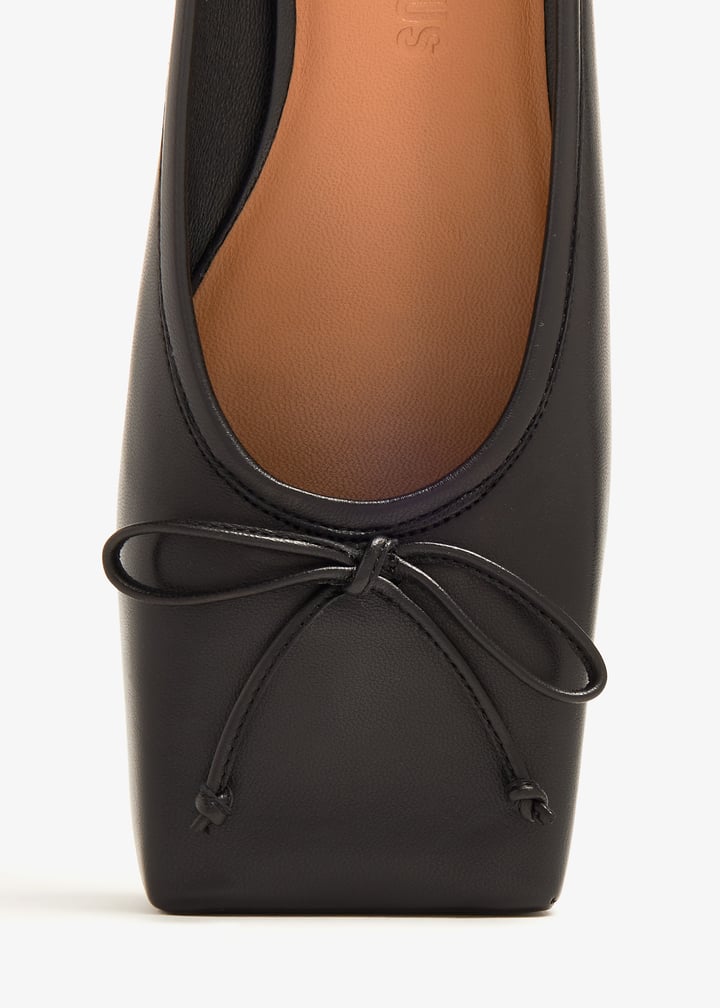 【Jacquemus】 Lesミュール Platesバレエフラット Jacquemus Les Mules Plates ballet flats Jacquemus