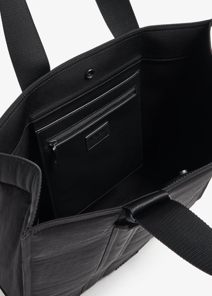 236ba305-3174-990_6.jpg?ts=20240118031014